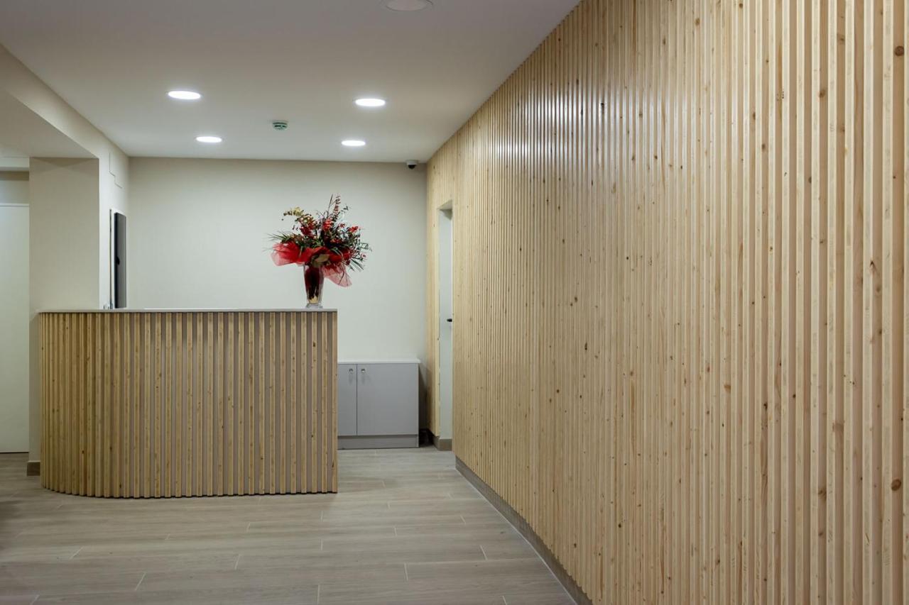 Hotel Saiola カンプロドン エクステリア 写真